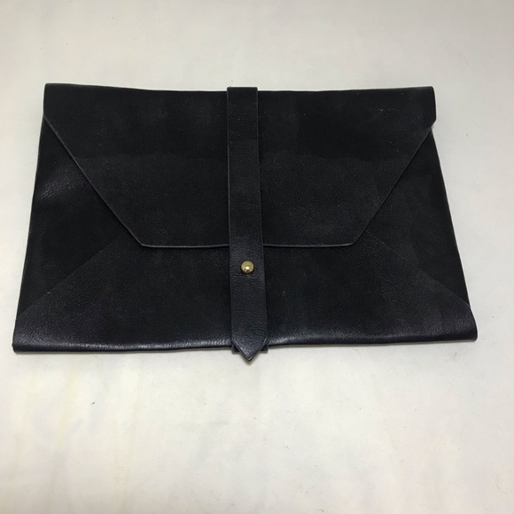 Black vinyl envelope purse - Picture 1 of 3